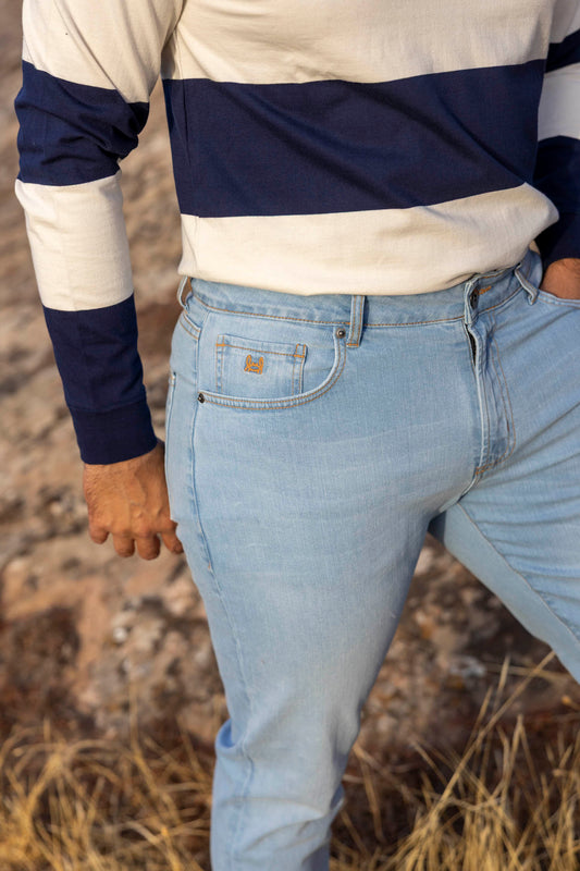 Vaquero Elástico Regular Fit Azul Claro | Cody