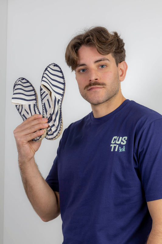 Camiseta Trust the process Marino | Auckland