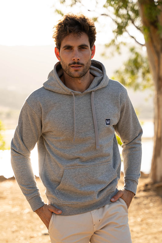 Sudadera gris capucha