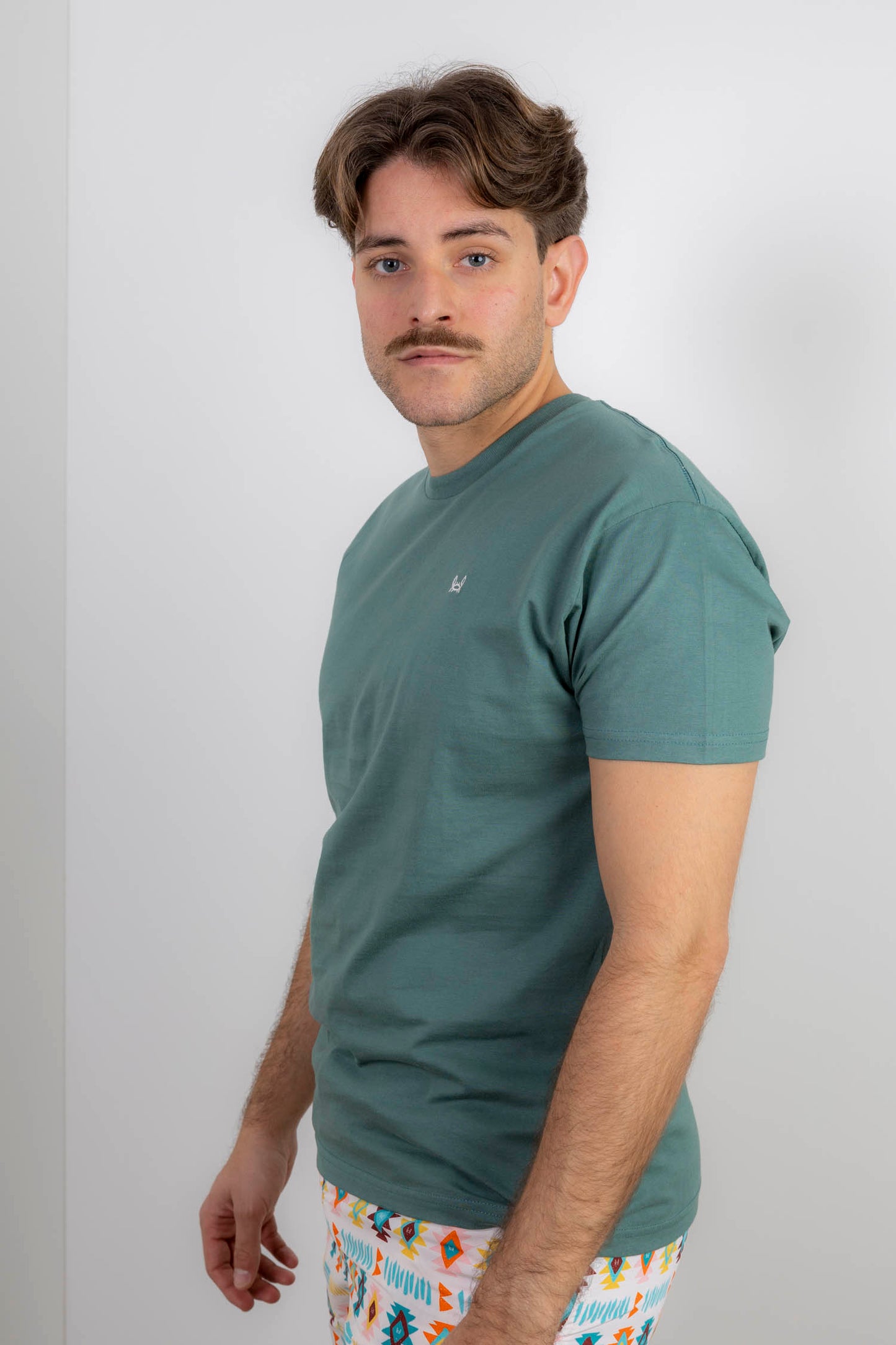 Camiseta Básica Verde Césped