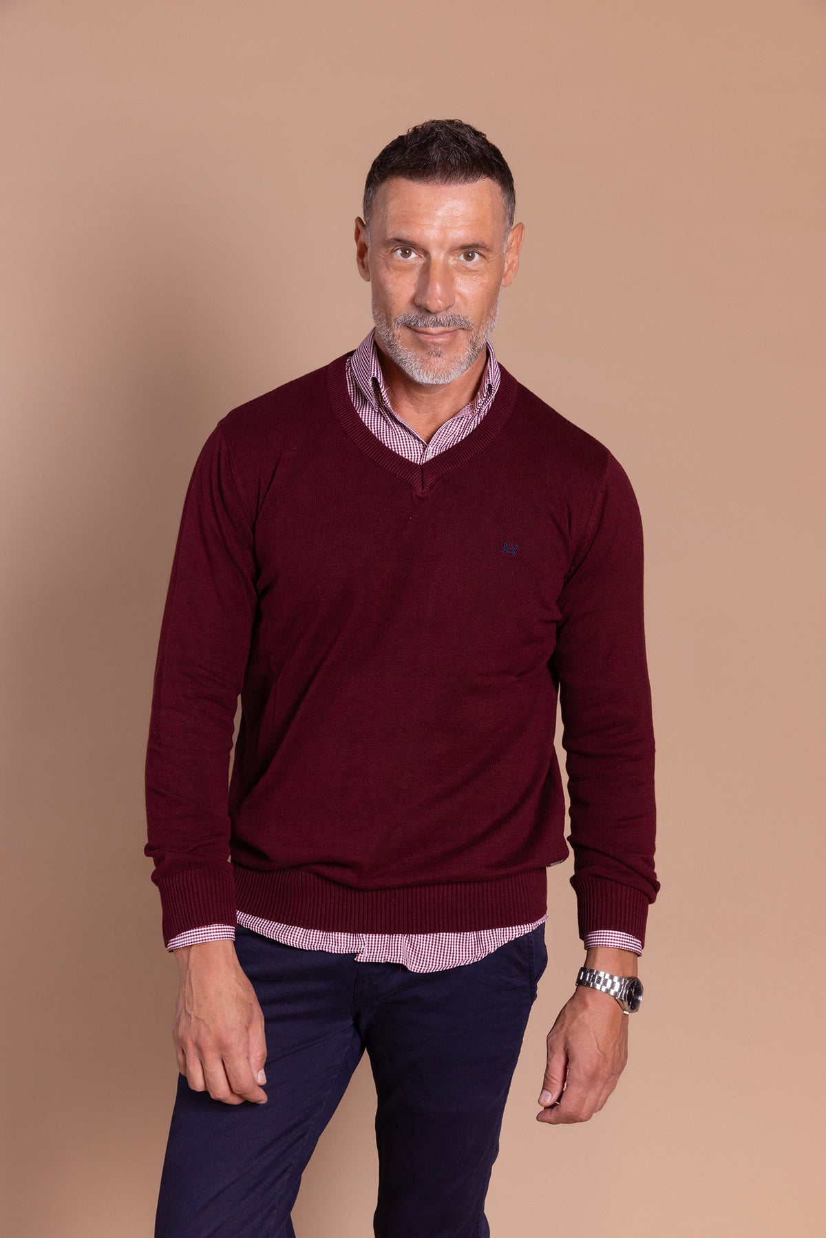 Jersey Básico Cuello Pico Vino