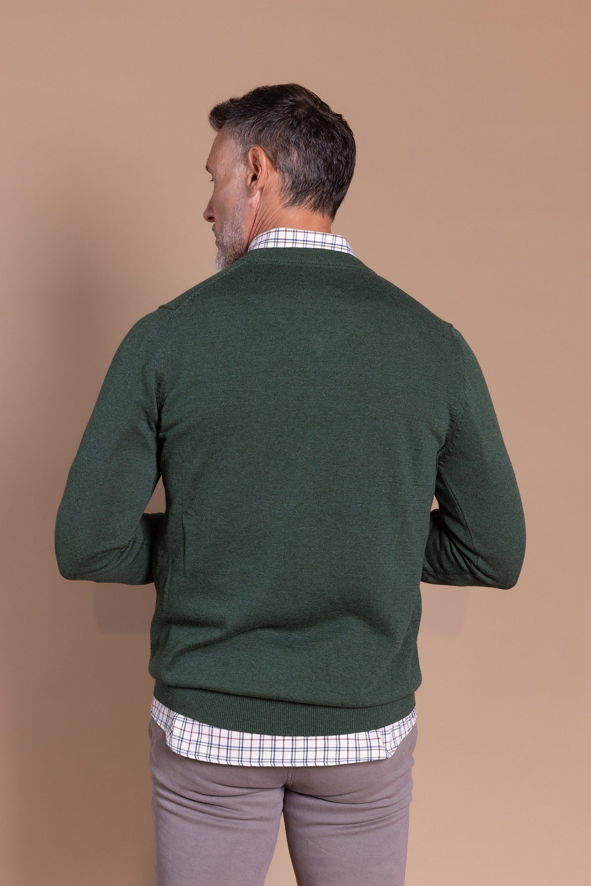 Jersey Básico Cuello Pico Verde Botella