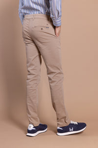 Pantalón Chino Elástico Beige | Jesulín