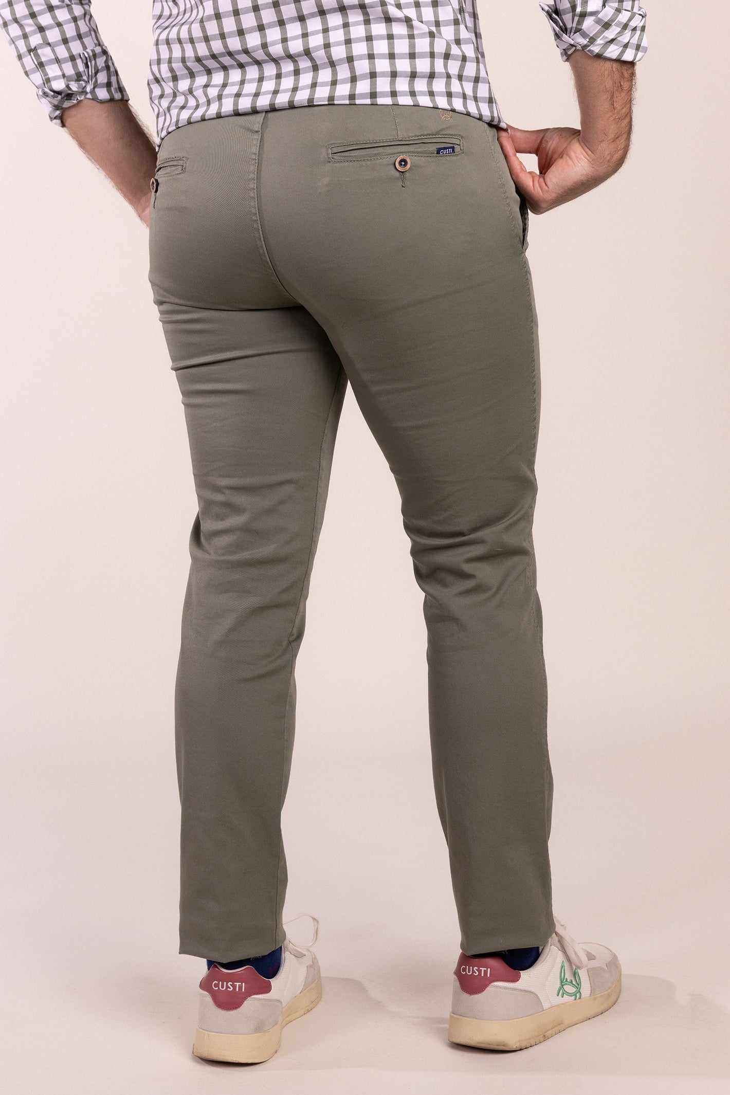 Pantalón Chino Elástico Verde Iceberg | Jesulín