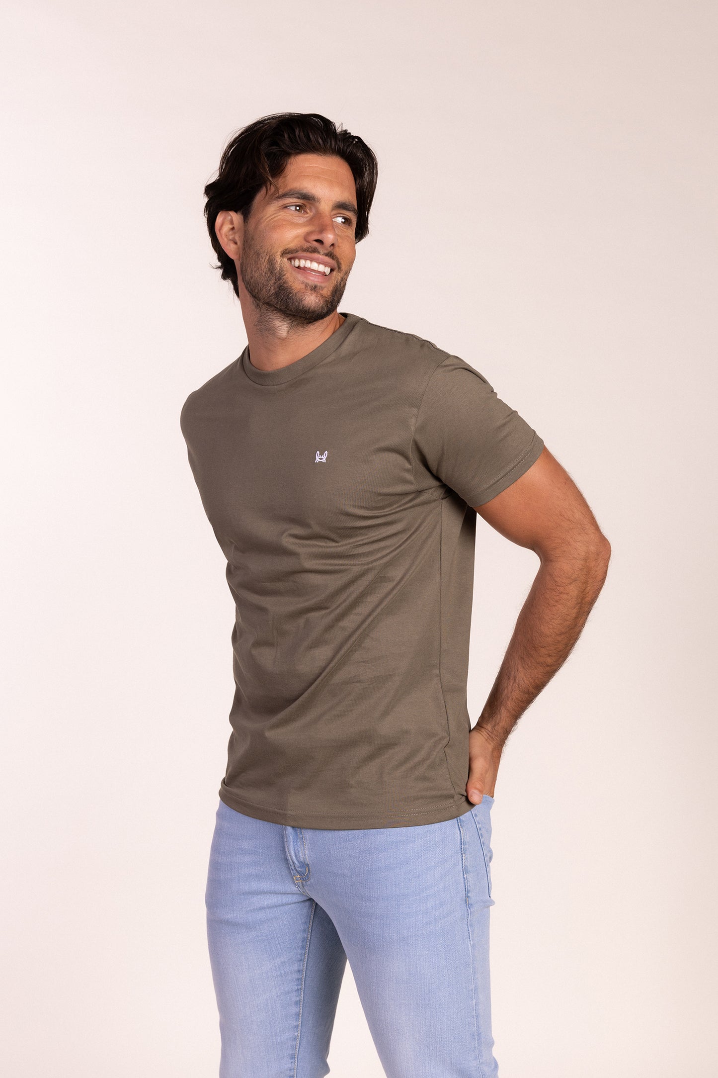 Camiseta Básica Manga Corta Verde Kaki