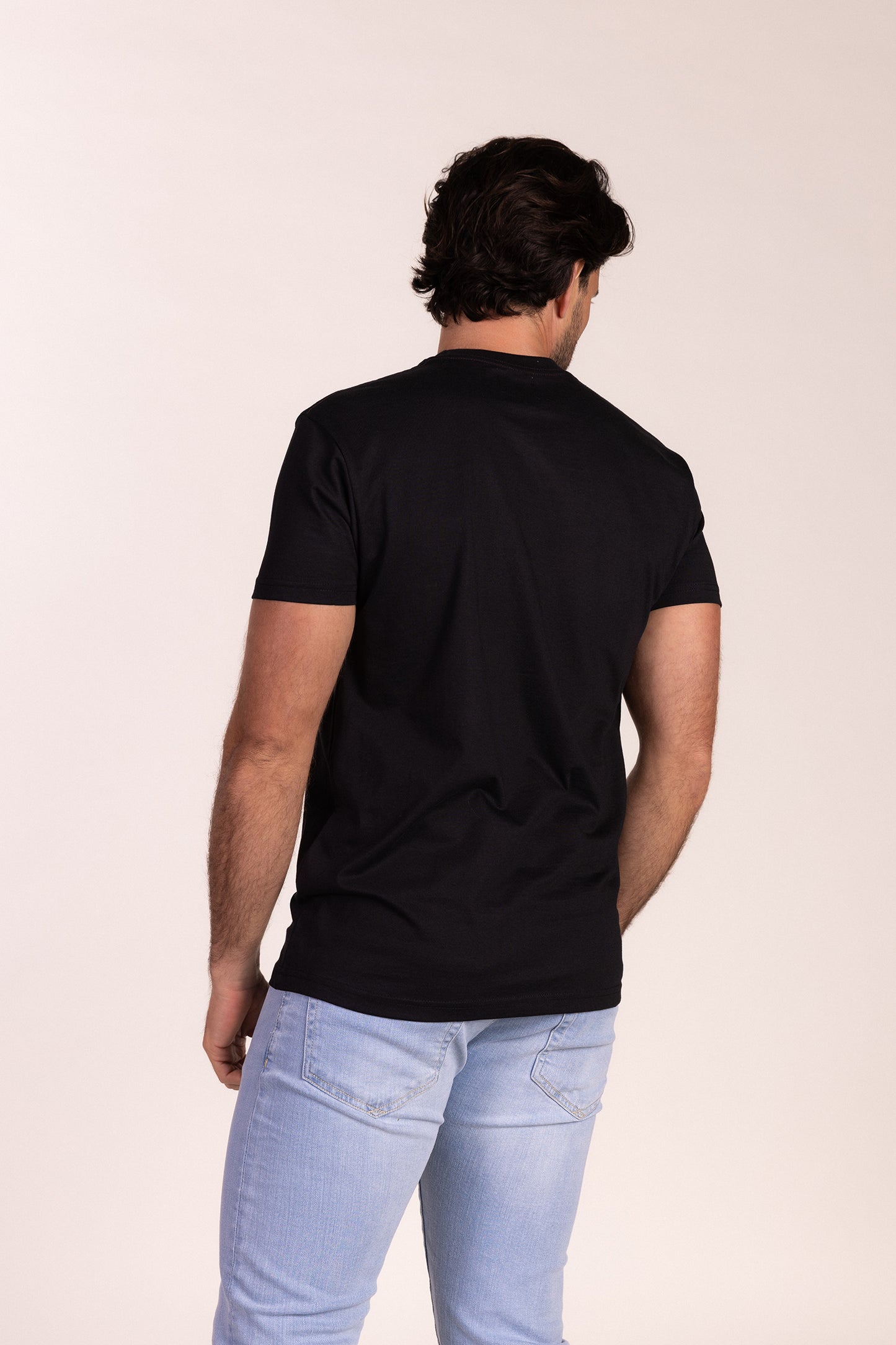 Camiseta Básica Manga Corta Negra