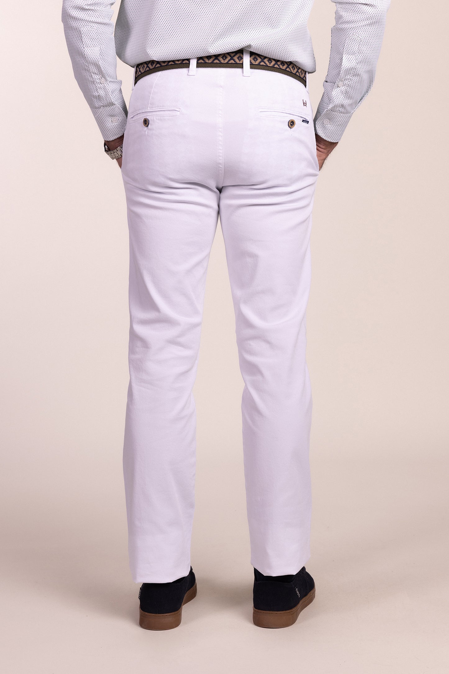 Pantalón Chino Elástico Blanco | Jesulín