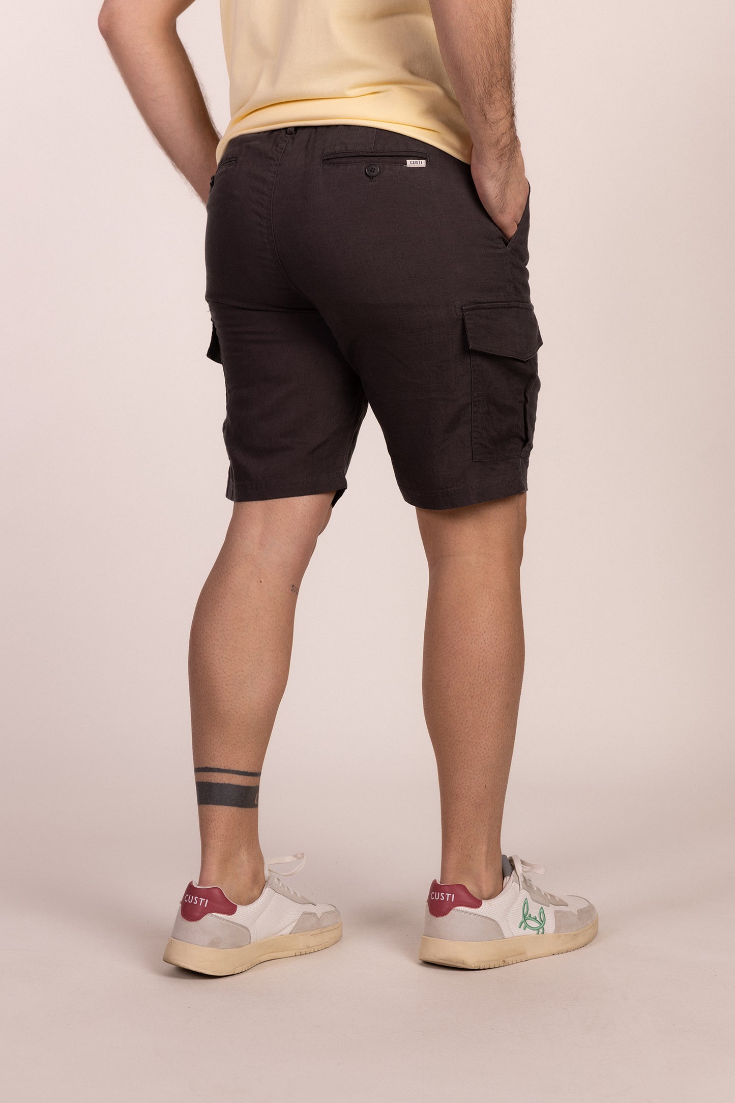 Bermuda Lino Cargo Gris Oscuro
