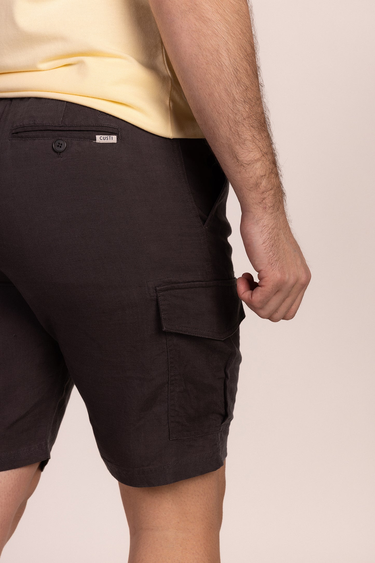 Bermuda Lino Cargo Gris Oscuro