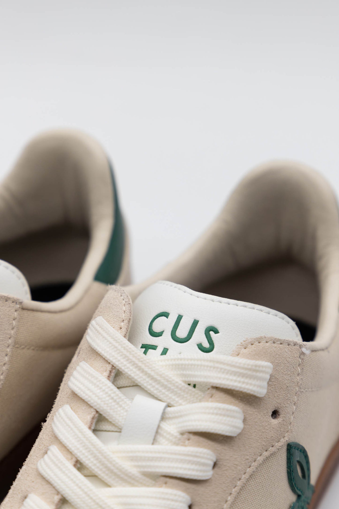 Zapatilla Serraje Beige