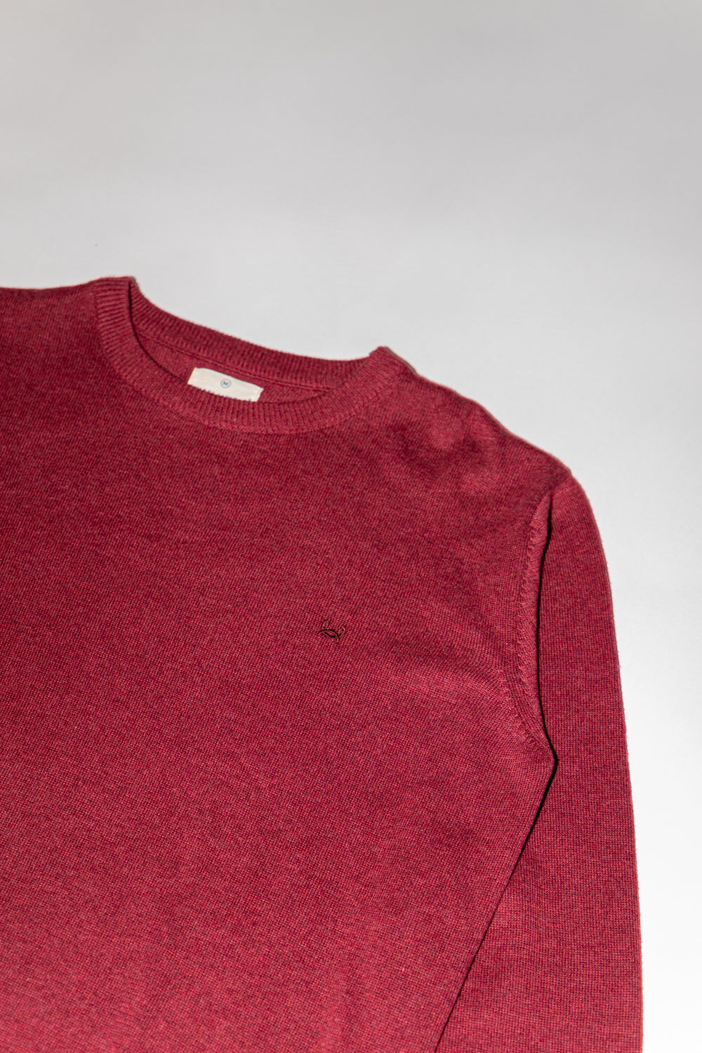 Jersey Básico Cuello Redondo Burdeos