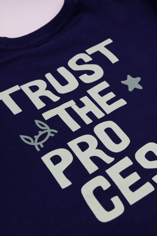 Camiseta Trust the process Marino | Auckland