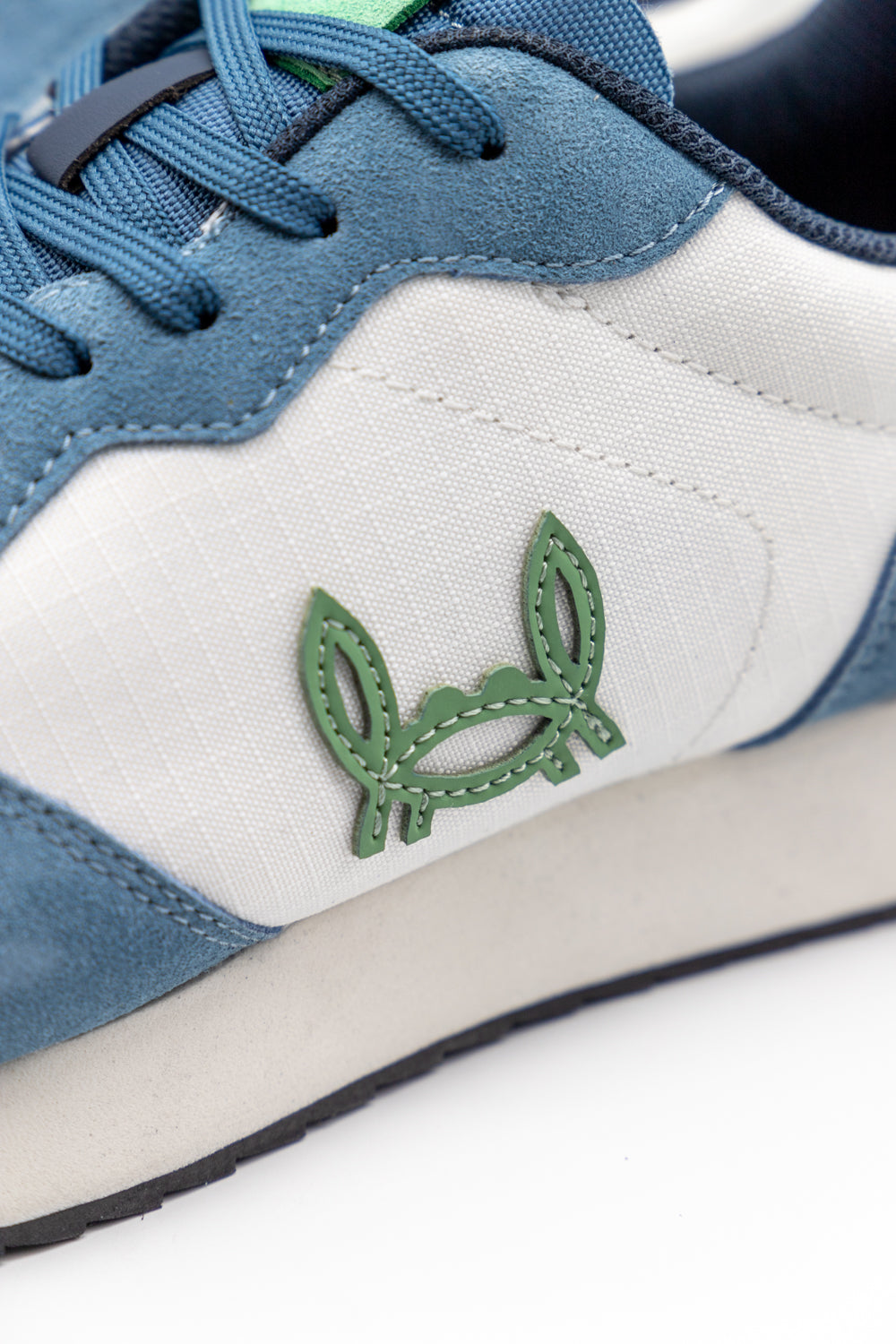 Sneaker Blanco Azul | Retro