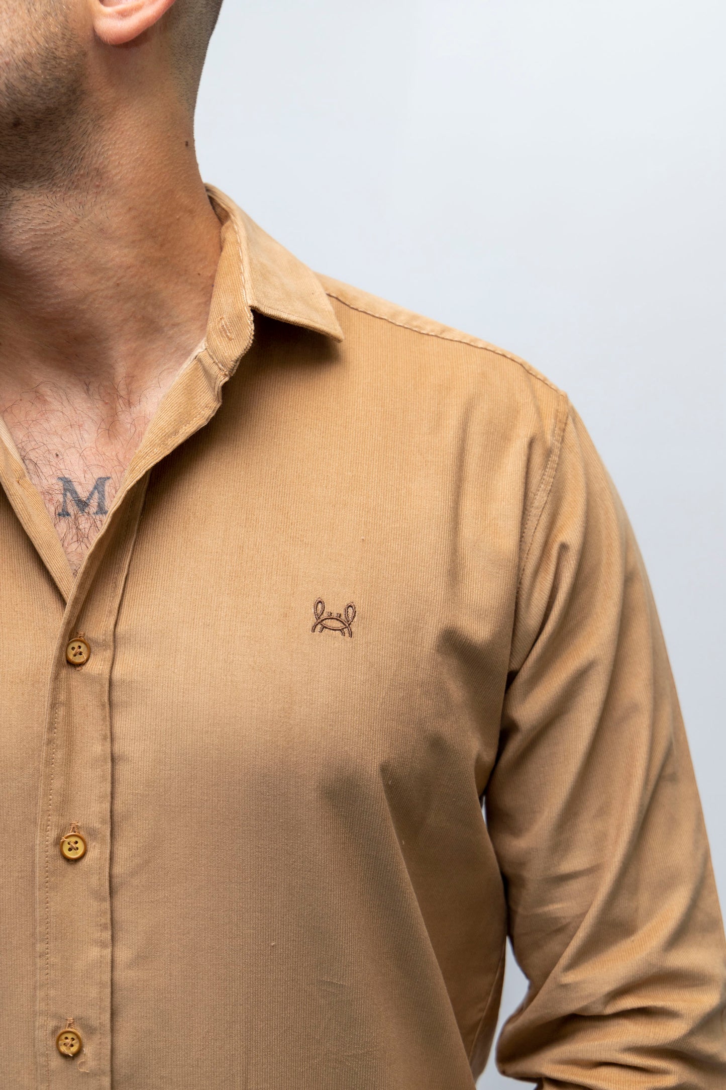 Camisa micropana camel