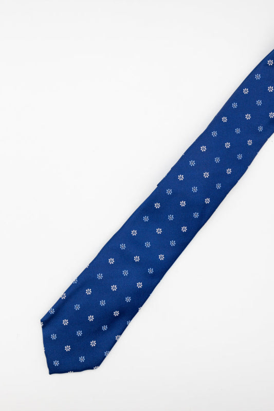 Corbata flores tinta