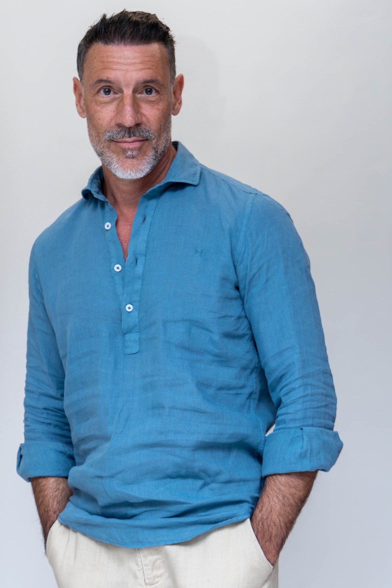 Polera Lino Petróleo