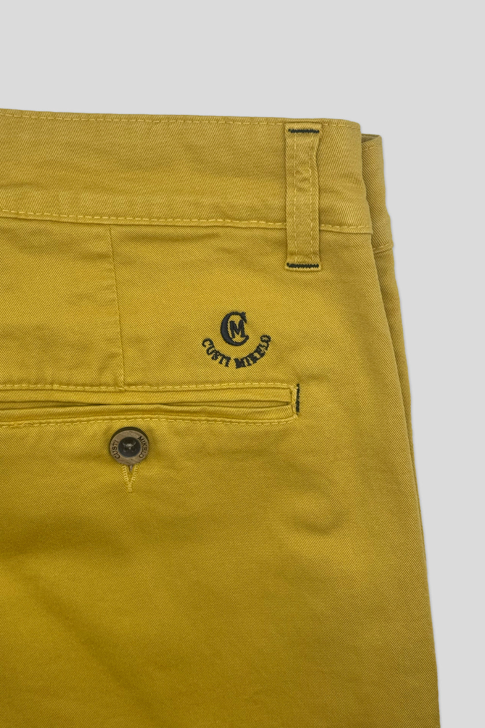 Pantalón Chino Elástico Amarillo Avecrén