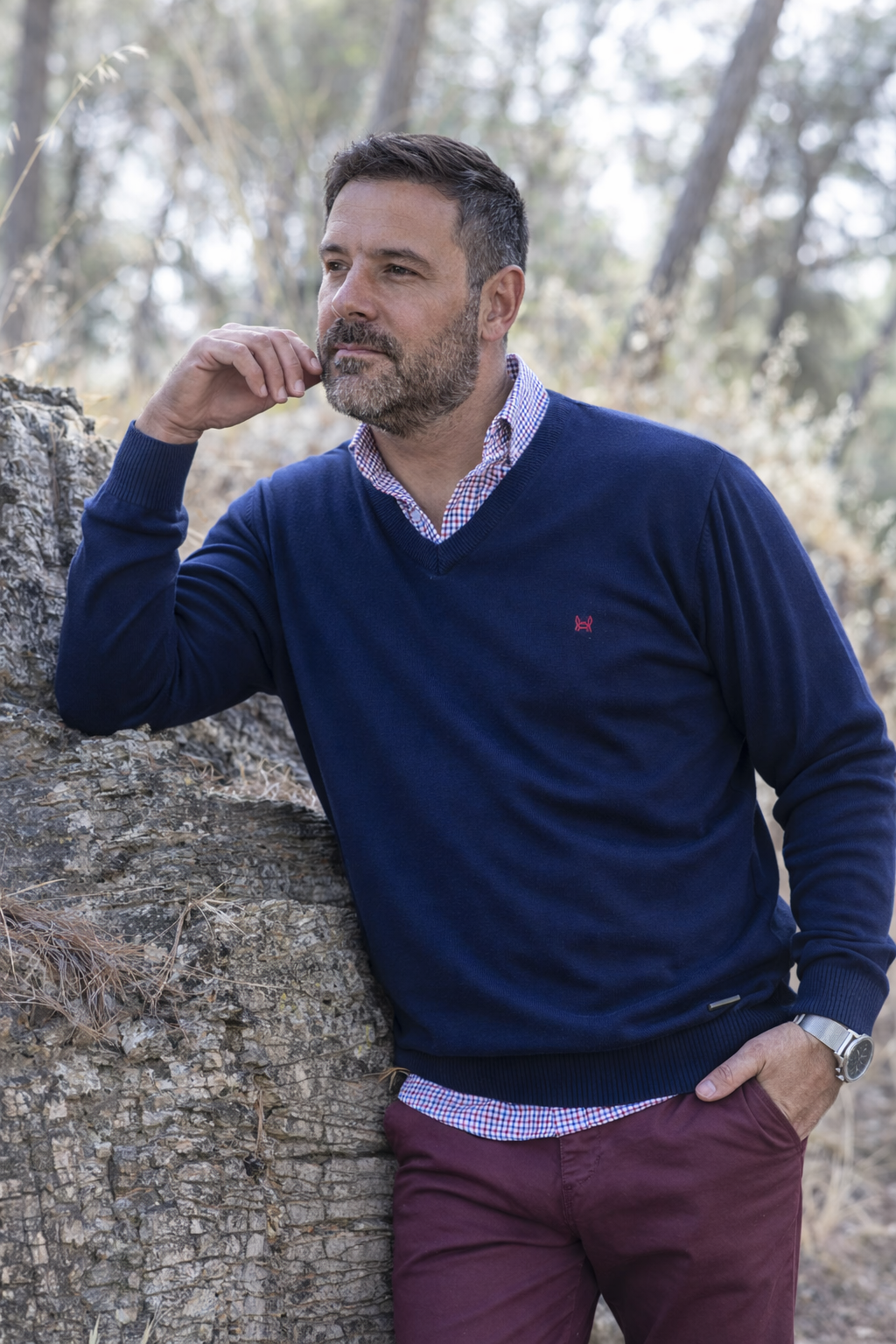 Jersey Básico Cuello Pico Azul Marino