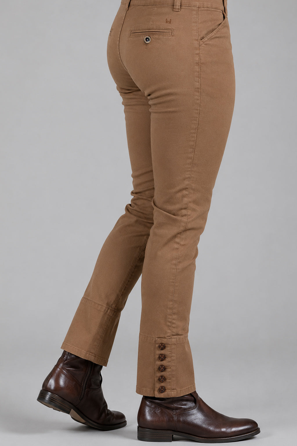 Pantalón Montero Avellana