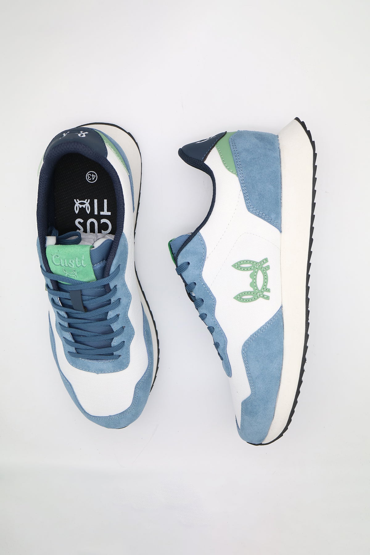Sneaker Blanco Azul | Retro